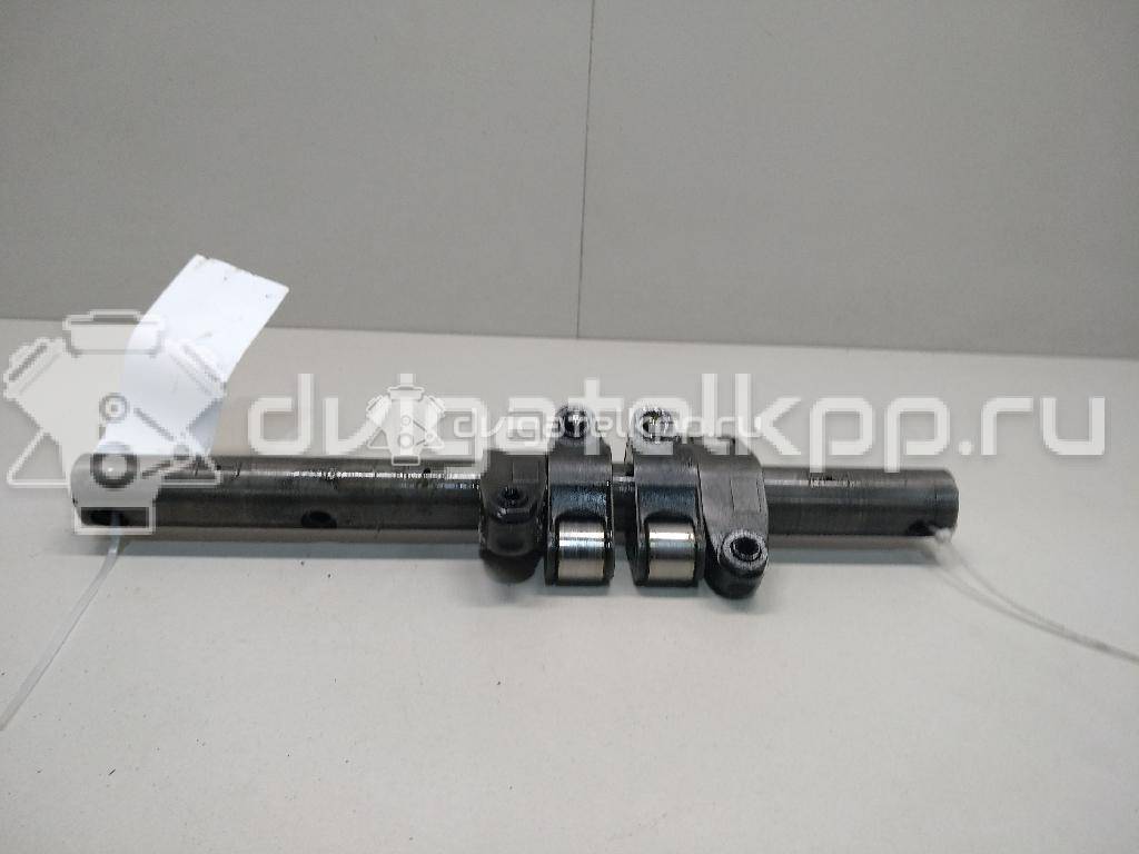 Фото Ось коромысел для двигателя BKD для Volkswagen Touran / Golf 140 л.с 16V 2.0 л Дизельное топливо 03G109527B {forloop.counter}}