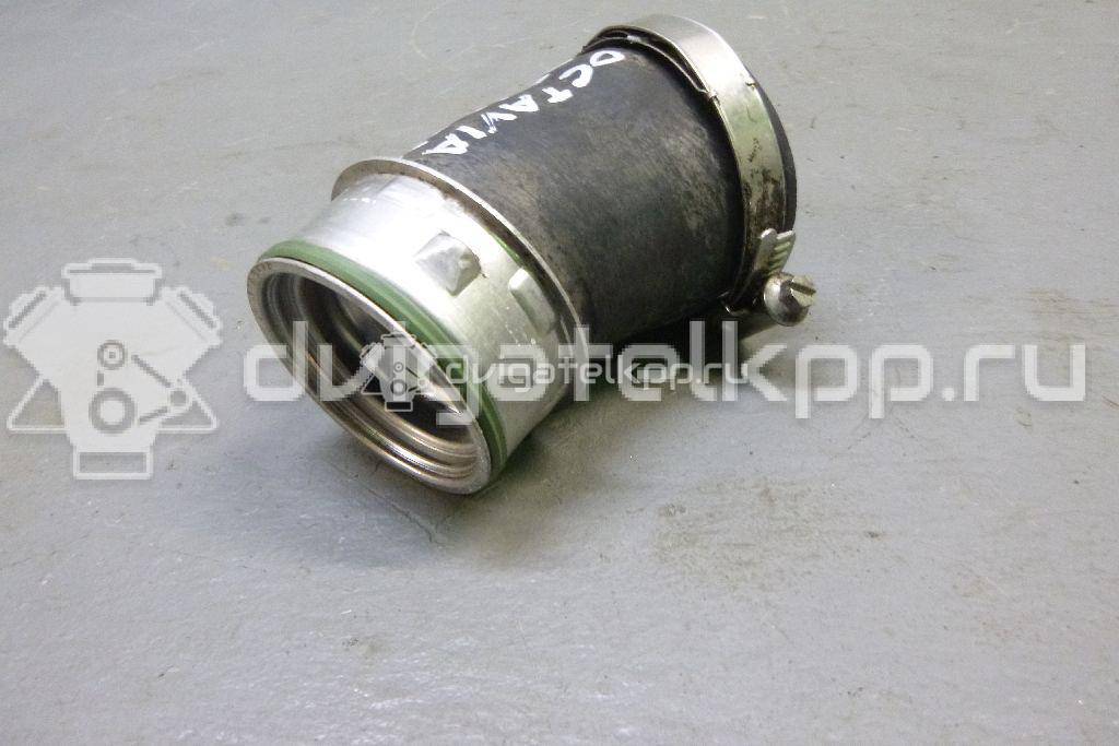 Фото Патрубок интеркулера для двигателя CAWA для Volkswagen Jetta 170 л.с 16V 2.0 л бензин 1K0145828F {forloop.counter}}