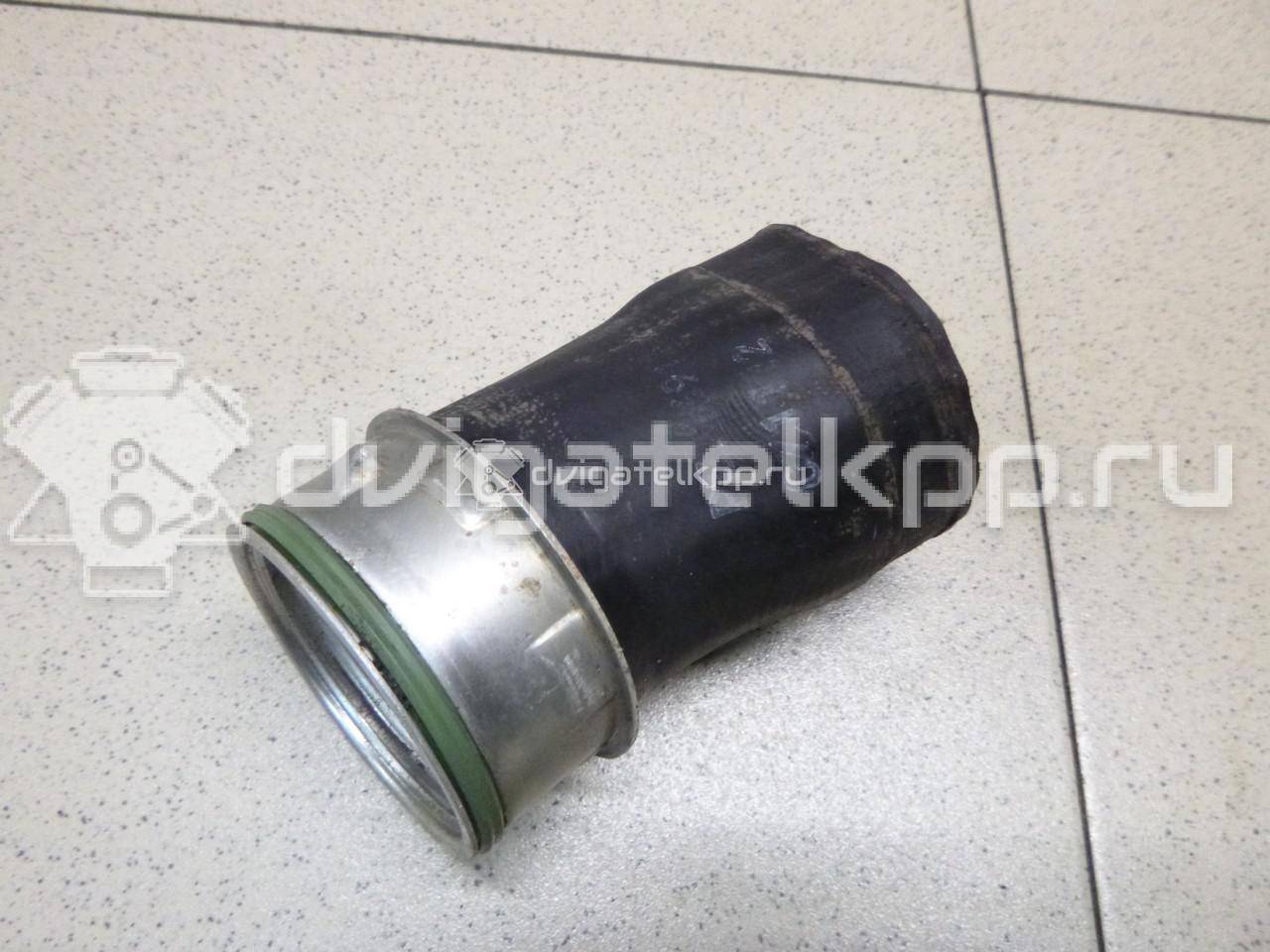 Фото Патрубок интеркулера для двигателя CDAB для Volkswagen Passat / Cc 152 л.с 16V 1.8 л бензин 1K0145828F {forloop.counter}}