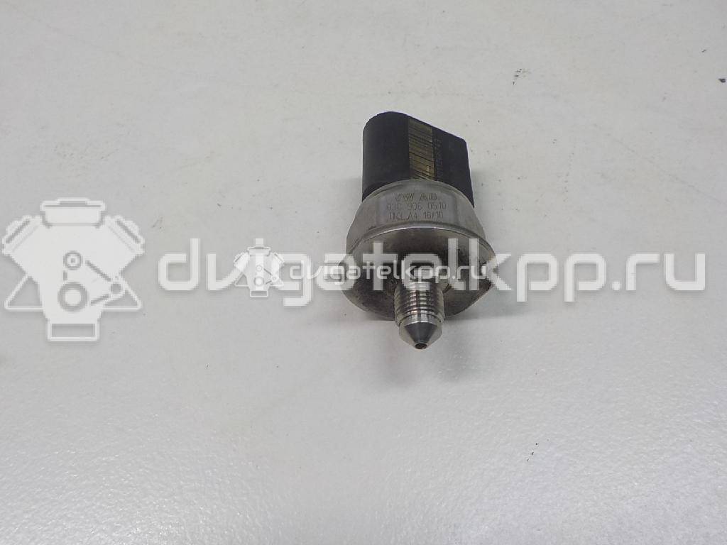 Фото Датчик давления топлива  03C906051D для skoda Superb {forloop.counter}}