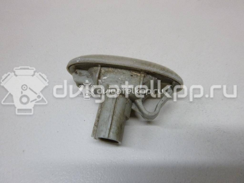 Фото Повторитель на крыло белый  GJ6A51120C для Mazda Mpv / Bt-50 Cd, Un / Bt-50 / 6 / 3 {forloop.counter}}