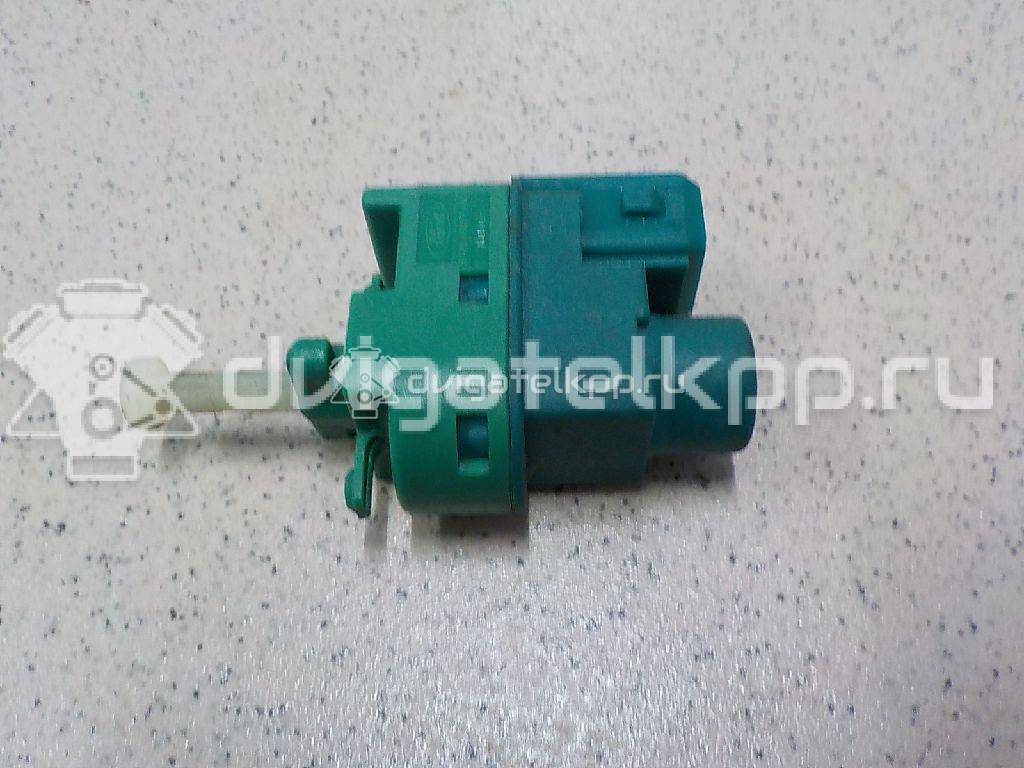Фото Датчик включения стопсигнала  7029406 для mazda Mazda 2 (DY) {forloop.counter}}