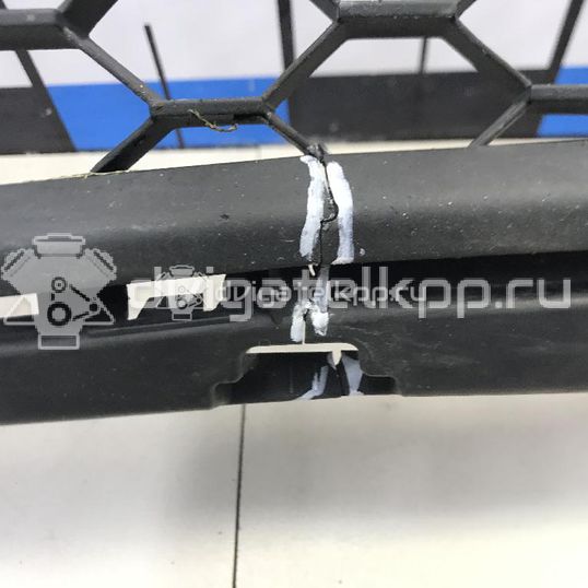 Фото Решетка в бампер центральная  BR5S501T0A для Mazda 3