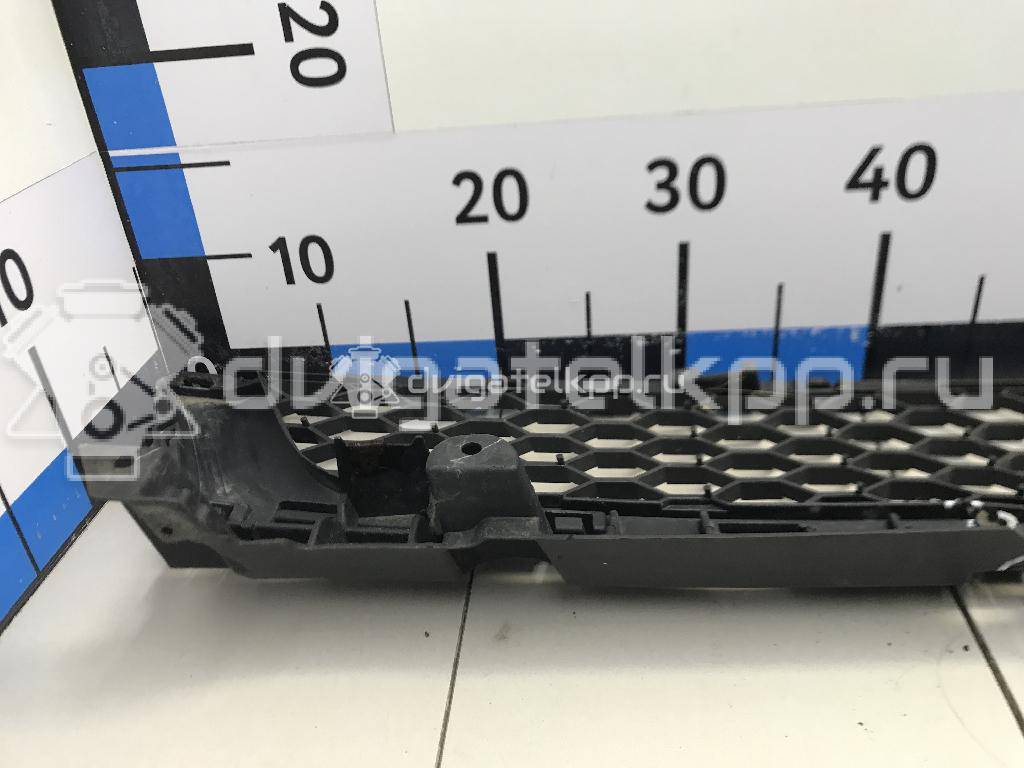 Фото Решетка в бампер центральная  BR5S501T0A для Mazda 3 {forloop.counter}}