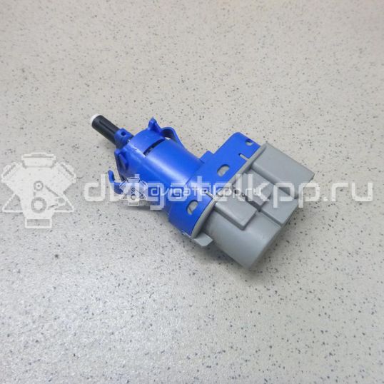 Фото Датчик включения стопсигнала  8T4T9G854AA для mazda Mazda 3 (BK)