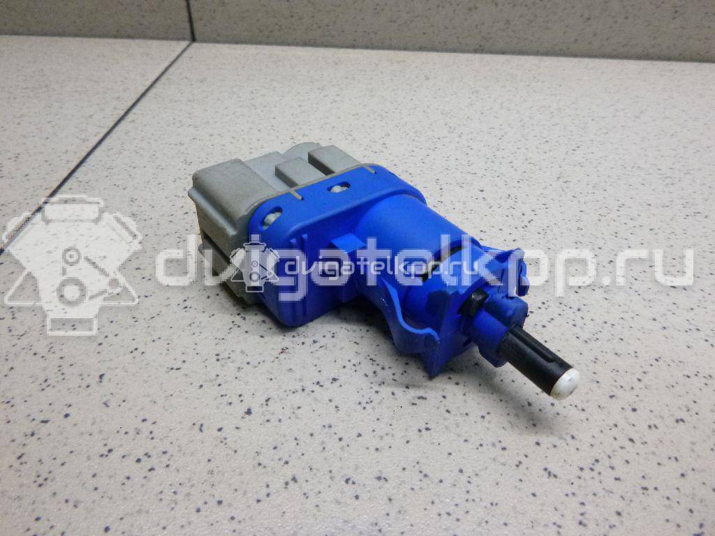 Фото Датчик включения стопсигнала  8T4T9G854AA для mazda Mazda 3 (BK) {forloop.counter}}