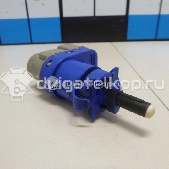 Фото Датчик включения стопсигнала  8T4T9G854AA для mazda Mazda 3 (BK)