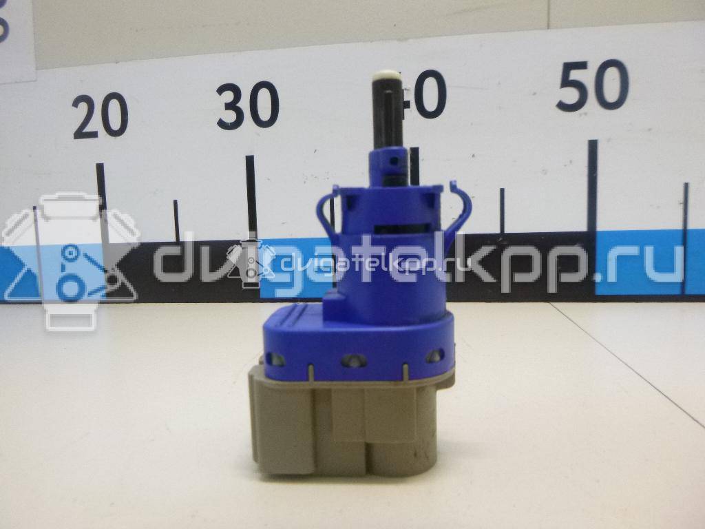 Фото Датчик включения стопсигнала  8T4T9G854AA для mazda Mazda 3 (BK) {forloop.counter}}