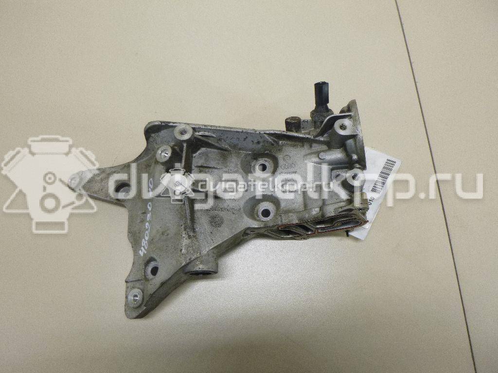 Фото Кронштейн генератора для двигателя CAWA для Volkswagen Jetta 170 л.с 16V 2.0 л бензин 06J903143AG {forloop.counter}}