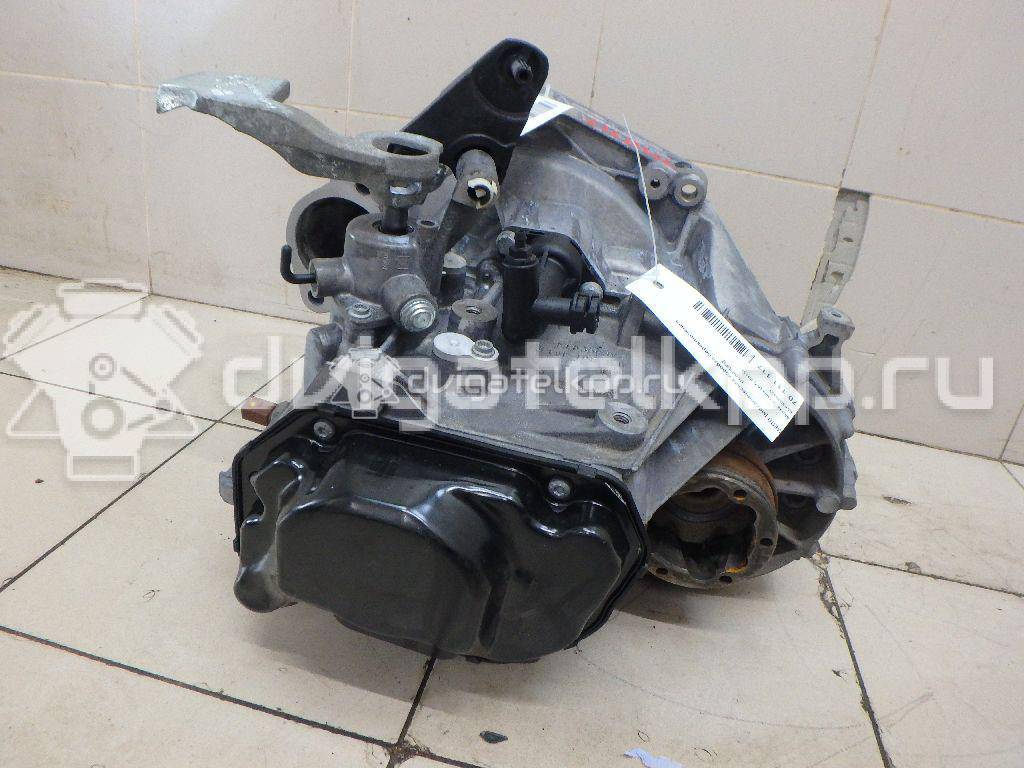 Фото Контрактная (б/у) МКПП для Volkswagen Polo / Caddy / Golf 110 л.с 16V 1.6 л CWVA бензин 0AF300042T {forloop.counter}}