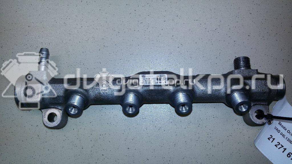 Фото Рейка топливная (рампа) для двигателя CLHA для Volkswagen Golf 105 л.с 16V 1.6 л Дизельное топливо 04L130089B {forloop.counter}}