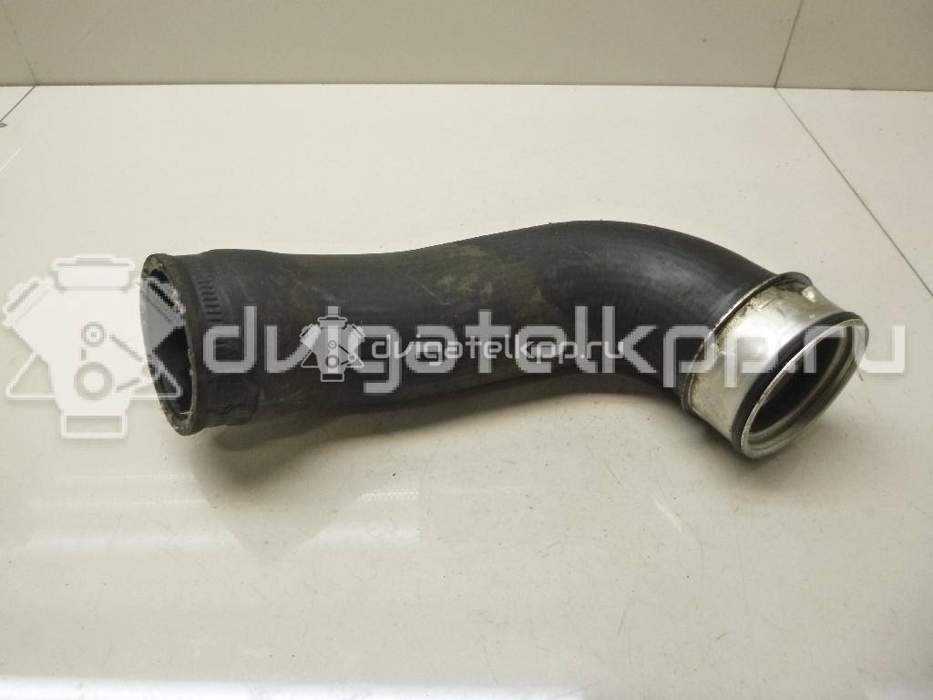 Фото Патрубок интеркулера для двигателя CAWA для Volkswagen Jetta 170 л.с 16V 2.0 л бензин 5N0145834J {forloop.counter}}