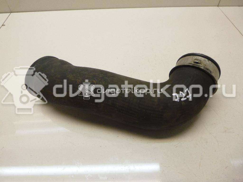Фото Патрубок интеркулера для двигателя CAWA для Volkswagen Jetta 170 л.с 16V 2.0 л бензин 5N0145834J {forloop.counter}}