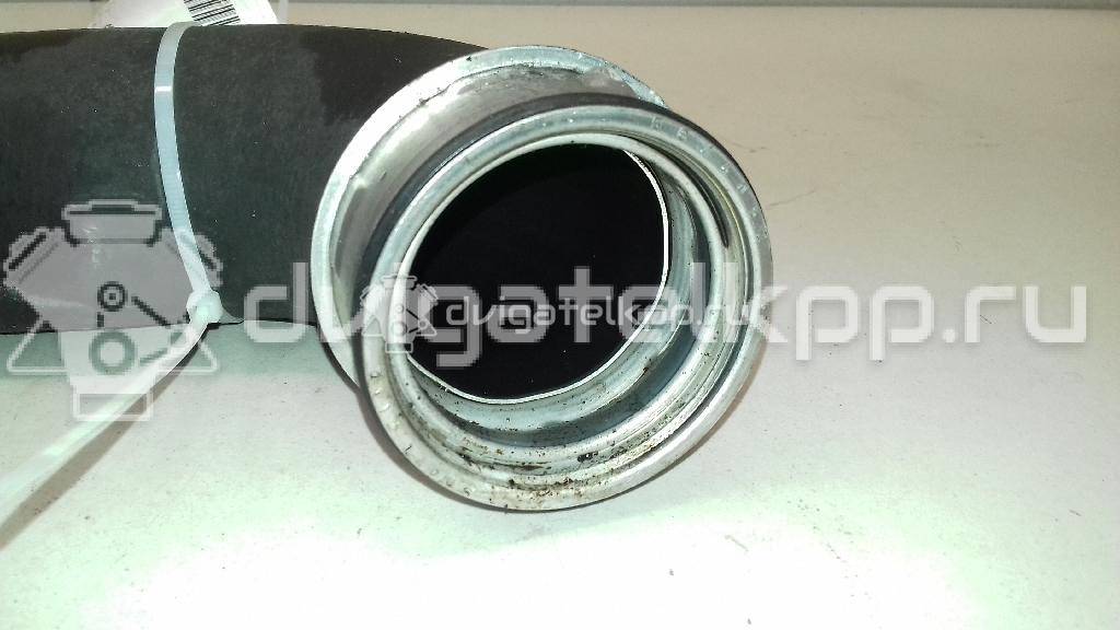 Фото Патрубок интеркулера для двигателя CAWA для Volkswagen Jetta 170 л.с 16V 2.0 л бензин 5N0145834J {forloop.counter}}