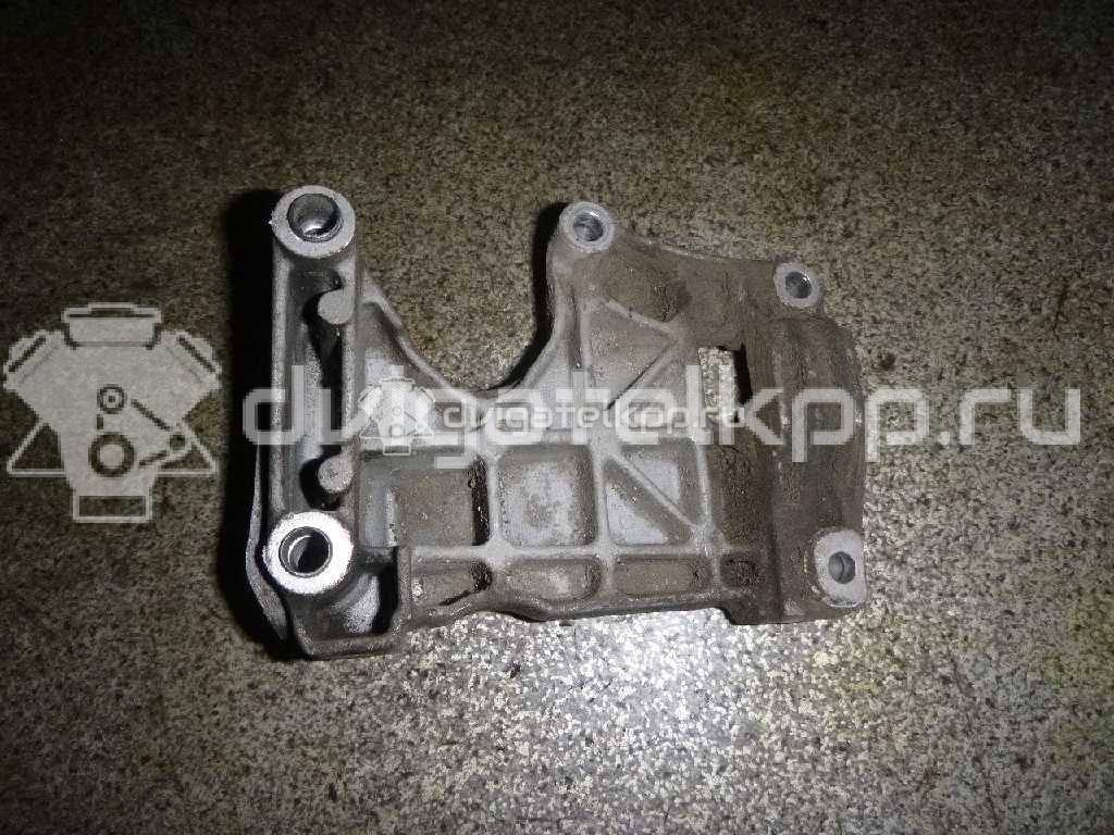 Фото Кронштейн генератора для двигателя BAR для Volkswagen Touareg 314-350 л.с 32V 4.2 л бензин 079903805AA {forloop.counter}}