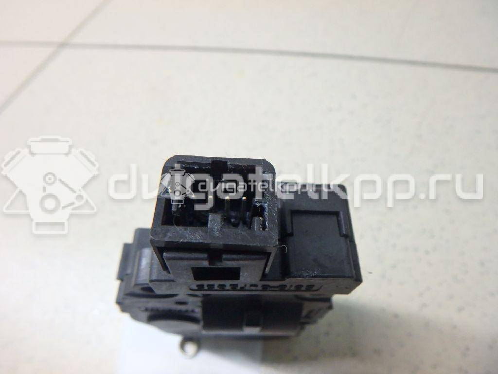 Фото Моторчик заслонки отопителя  64116956706 для mercedes benz A140/160 W169 {forloop.counter}}