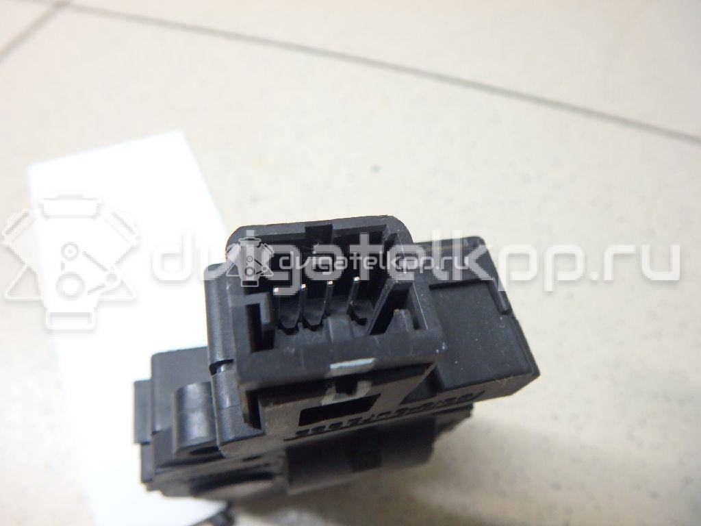 Фото Моторчик заслонки отопителя  64116956706 для mercedes benz A140/160 W169 {forloop.counter}}