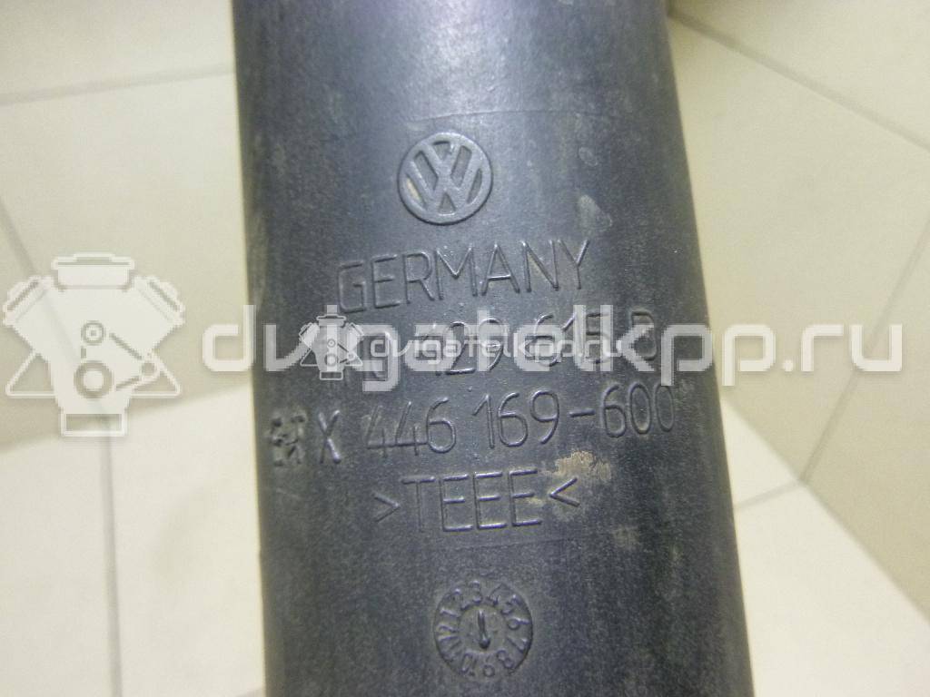 Фото Патрубок воздушного фильтра для двигателя AXB для Volkswagen Transporter / Multivan 105 л.с 8V 1.9 л Дизельное топливо 7H0129615D {forloop.counter}}