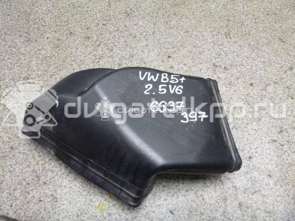 Фото Воздуховод для двигателя AVB для Volkswagen Passat 101 л.с 8V 1.9 л Дизельное топливо 3B0129617D {forloop.counter}}