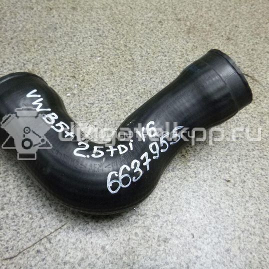 Фото Патрубок интеркулера для двигателя AFB для Volkswagen Passat 150 л.с 24V 2.5 л Дизельное топливо