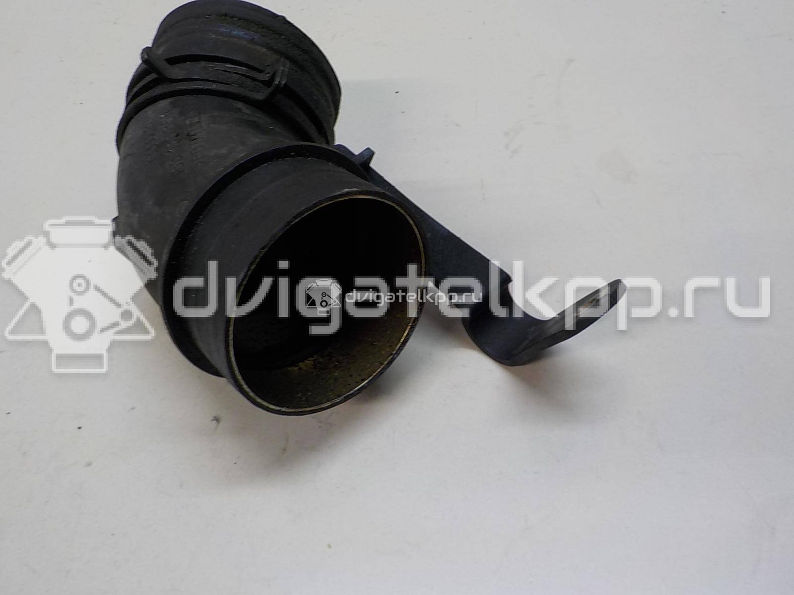 Фото Воздуховод для двигателя ALT для Volkswagen Passat 130 л.с 20V 2.0 л бензин 06B133356G {forloop.counter}}