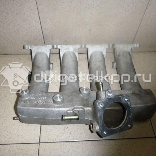 Фото Коллектор впускной для двигателя AWM для Volkswagen Passat 170 л.с 20V 1.8 л бензин 06B133201AM