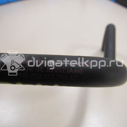 Фото Шланг топливный для двигателя CFNB для Volkswagen Polo / Jetta 86 л.с 16V 1.6 л бензин 036133514E