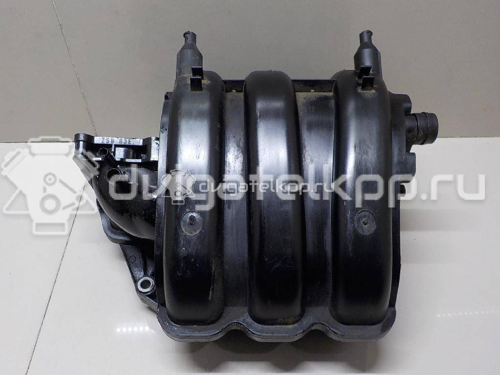 Фото Коллектор впускной для двигателя CGPA для Volkswagen Polo 70 л.с 12V 1.2 л бензин 03E129711F {forloop.counter}}