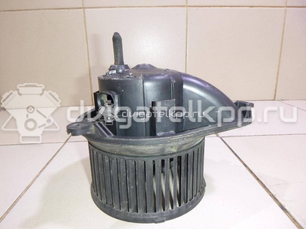 Фото Моторчик отопителя  0008352285 для mercedes benz Sprinter (901-905)/Sprinter Classic (909) {forloop.counter}}