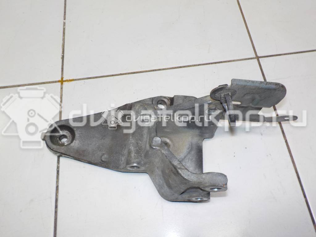 Фото Кронштейн генератора для двигателя VK56VD для Infiniti Qx80 / Qx56 400-426 л.с 32V 5.6 л бензин 117101LA0A {forloop.counter}}