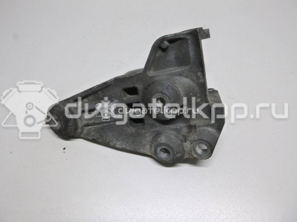 Фото Кронштейн генератора для двигателя VK56VD для Infiniti Qx80 / Qx56 400-426 л.с 32V 5.6 л бензин 117101LA0A {forloop.counter}}