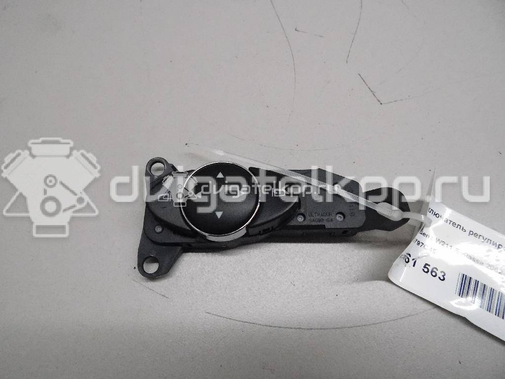Фото Переключатель регулировки зеркала  21182157797C45 для mercedes benz W211 E-Klasse {forloop.counter}}