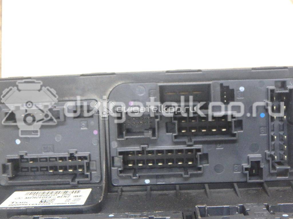 Фото Блок предохранителей  2115454101 для mercedes benz W211 E-Klasse {forloop.counter}}