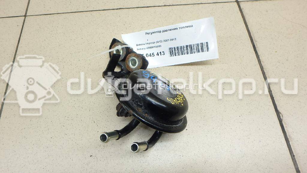 Фото Регулятор давления топлива для двигателя EJ25 для Subaru Forester / Legacy / Outback 152-211 л.с 16V 2.5 л бензин 42086FG000 {forloop.counter}}