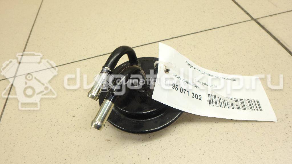 Фото Регулятор давления топлива для двигателя EJ25 для Subaru Forester / Legacy / Outback 152-211 л.с 16V 2.5 л бензин 42086FG000 {forloop.counter}}
