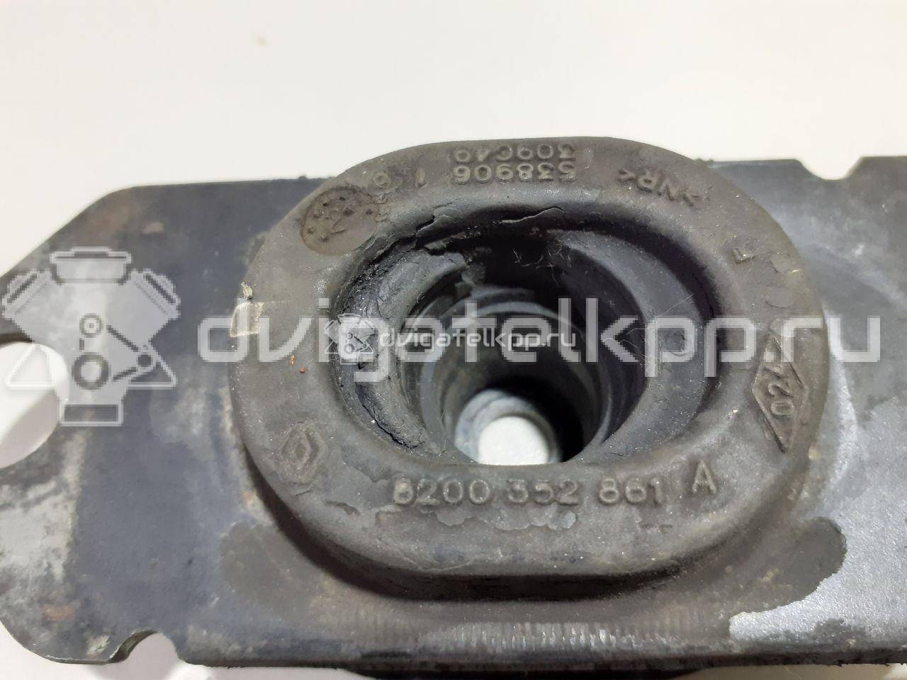 Фото Опора КПП левая  8200352861 для Nissan Tiida / Micra / Note / Nv200 / Cube Z12 {forloop.counter}}