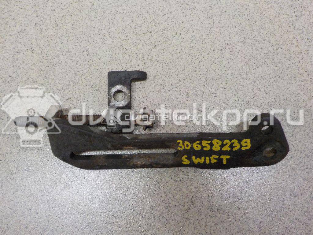 Фото Кронштейн генератора для двигателя M16A для Suzuki Vitara / Grand Vitara / Sx4 / Liana / Swift 99-142 л.с 16V 1.6 л бензин 1156064J00 {forloop.counter}}