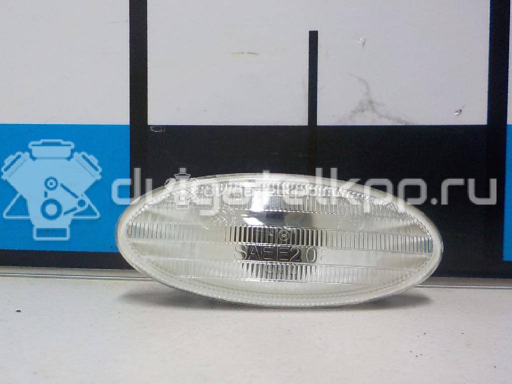 Фото Повторитель на крыло белый  261608990A для Nissan Micra / Note / Nv200 / Qashqai / Juke F15 {forloop.counter}}