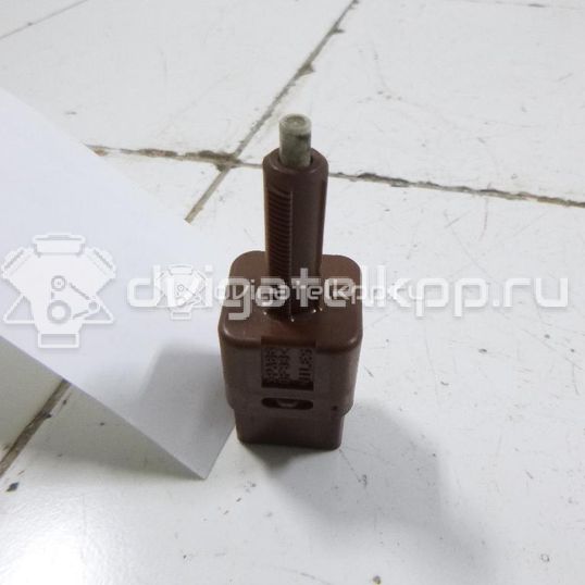 Фото Датчик включения стопсигнала  25320bc60b для Nissan Tiida / Micra / Note / Nv200 / Qashqai