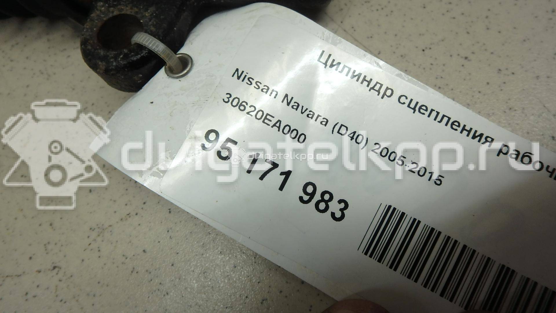 Фото Цилиндр сцепления рабочий  30620EA000 для Nissan Pick Up / Np300 / Pathfinder {forloop.counter}}