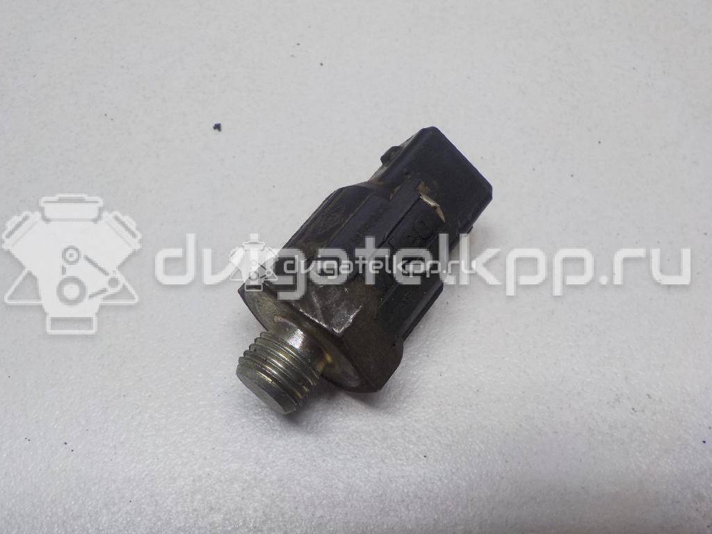Фото Датчик детонации  8200680689 для Nissan Tiida / Primastar X83 / Micra / Note / Kubistar {forloop.counter}}
