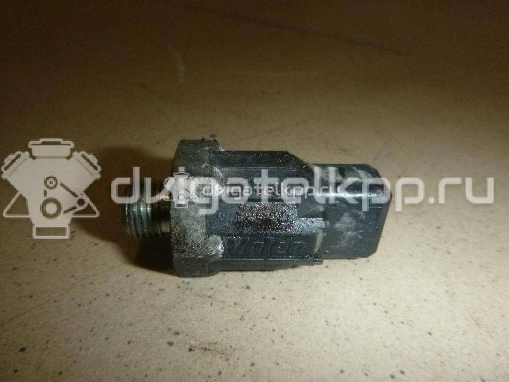 Фото Датчик детонации  8200680689 для Nissan Tiida / Primastar X83 / Micra / Note / Kubistar {forloop.counter}}