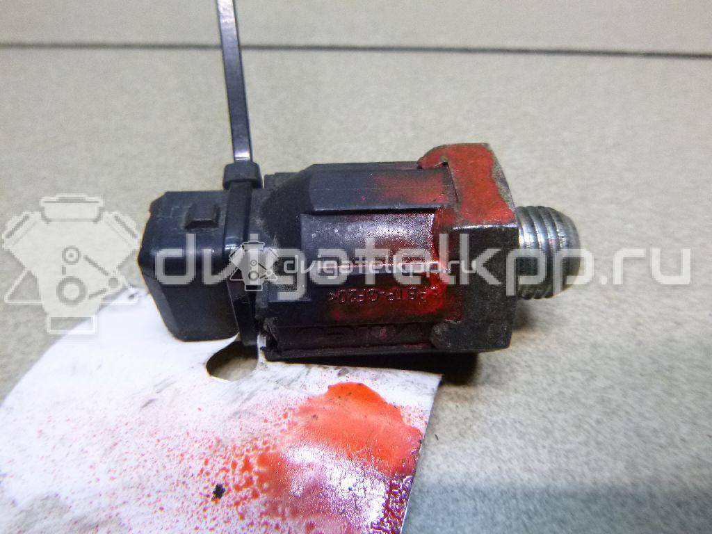 Фото Датчик детонации  8200680689 для Nissan Tiida / Primastar X83 / Micra / Note / Kubistar {forloop.counter}}