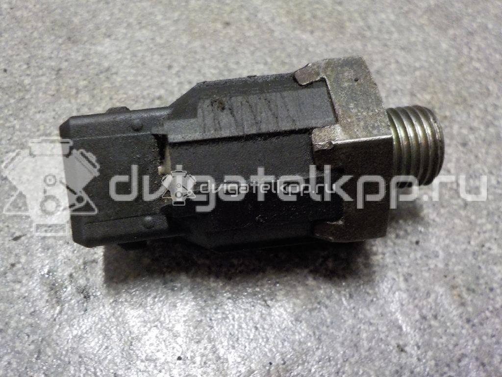 Фото Датчик детонации  8200680689 для Nissan Tiida / Primastar X83 / Micra / Note / Kubistar {forloop.counter}}