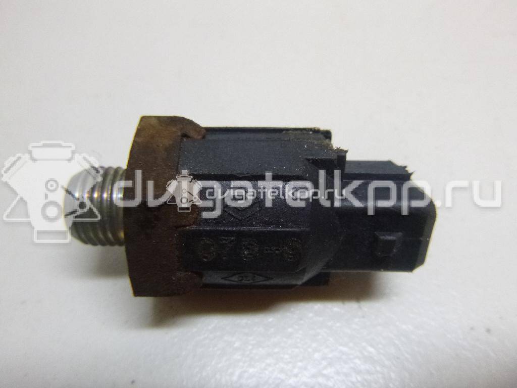 Фото Датчик детонации  8200680689 для Nissan Tiida / Primastar X83 / Micra / Note / Kubistar {forloop.counter}}