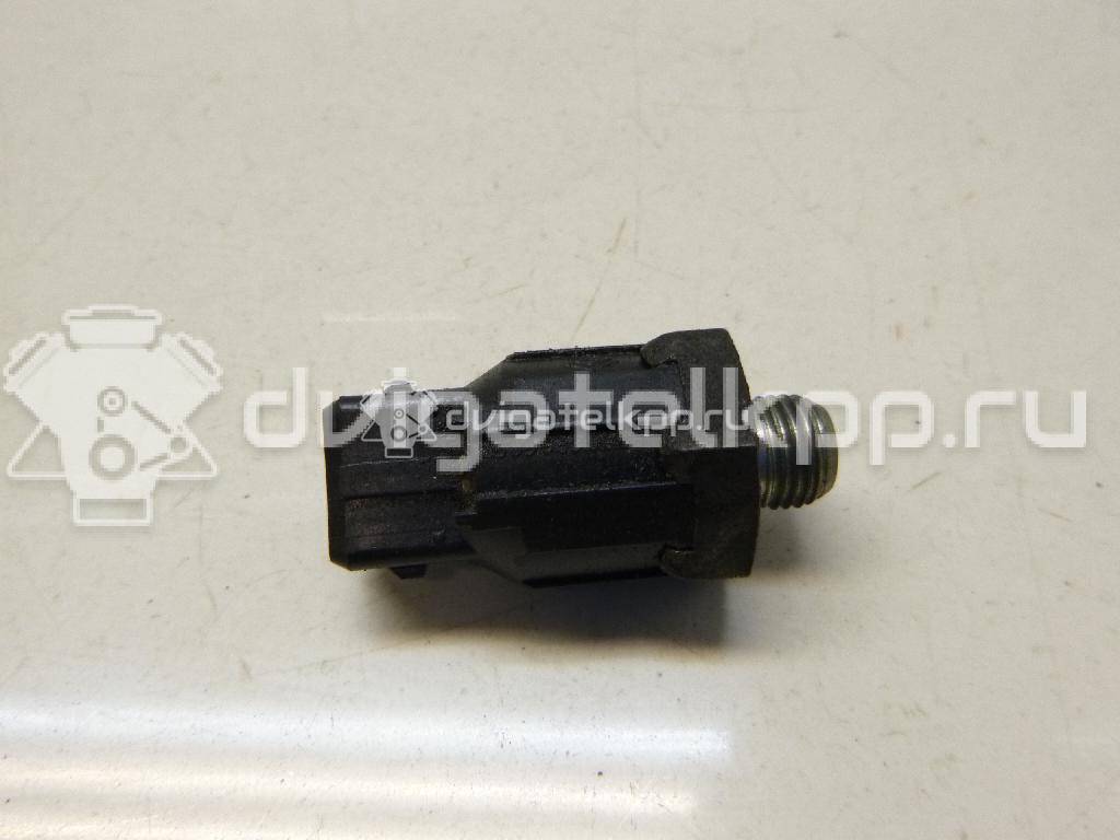Фото Датчик детонации  8200680689 для Nissan Tiida / Primastar X83 / Micra / Note / Kubistar {forloop.counter}}