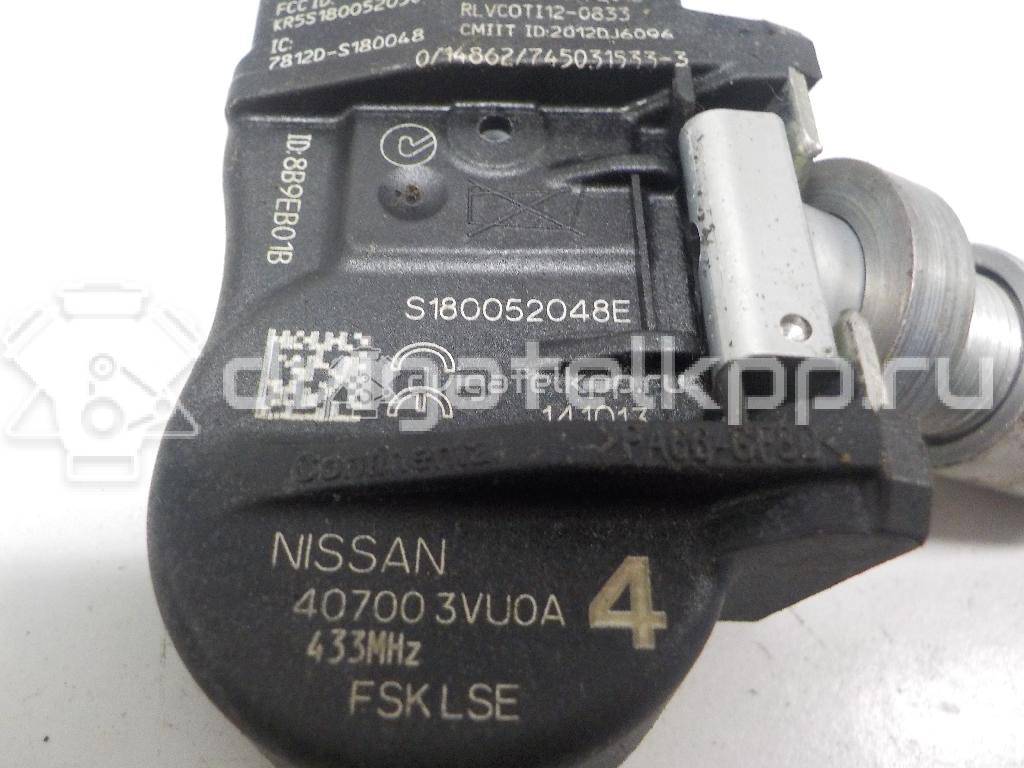 Фото Датчик давления в шине  407003VU0A для Nissan Primera / Micra / Cabstar / Navara / Np300 {forloop.counter}}
