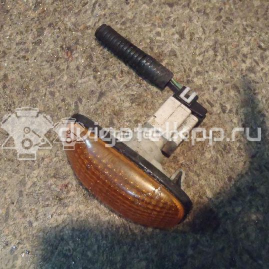 Фото Повторитель на крыло желтый  261609F000 для Nissan Primera / Almera