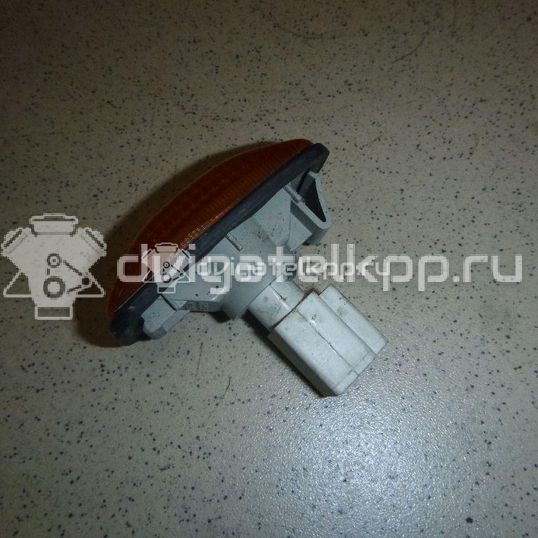 Фото Повторитель на крыло желтый  261609F000 для Nissan Primera / Almera