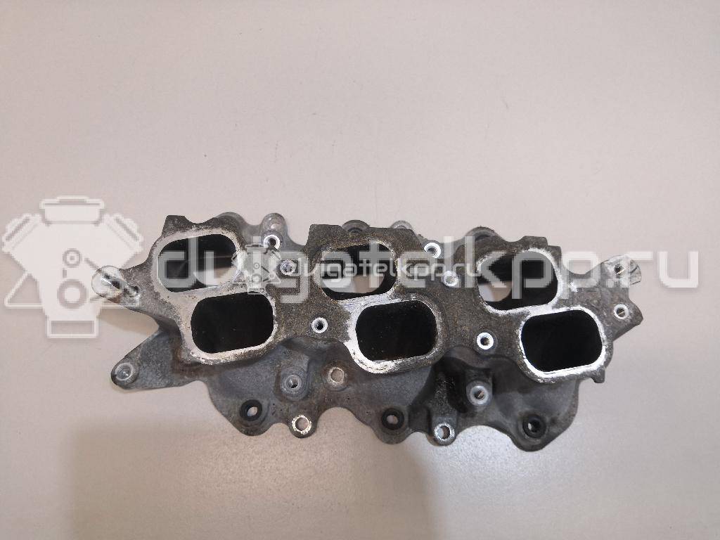 Фото Коллектор впускной для двигателя 2GR-FE для Toyota Camry / Alphard / Harrier / Venza V1 / Avalon 204-328 л.с 24V 3.5 л бензин 171110P040 {forloop.counter}}